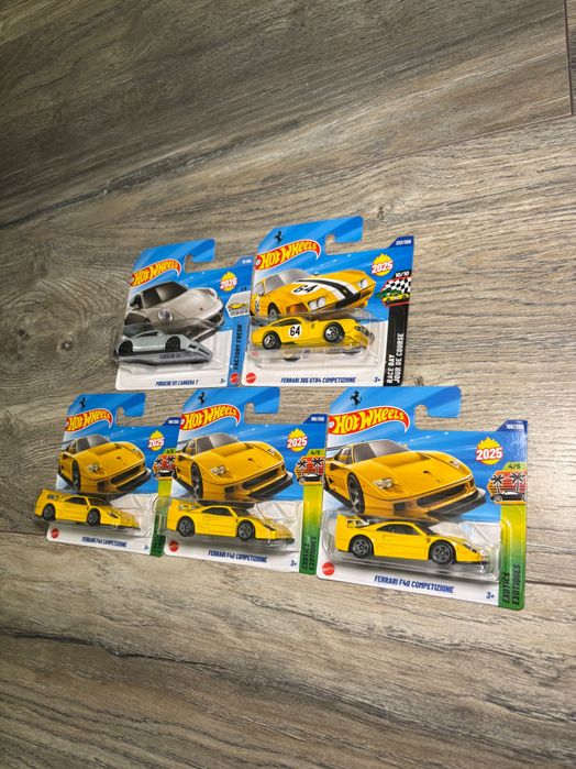 Hot wheels Ferrari/Porsche