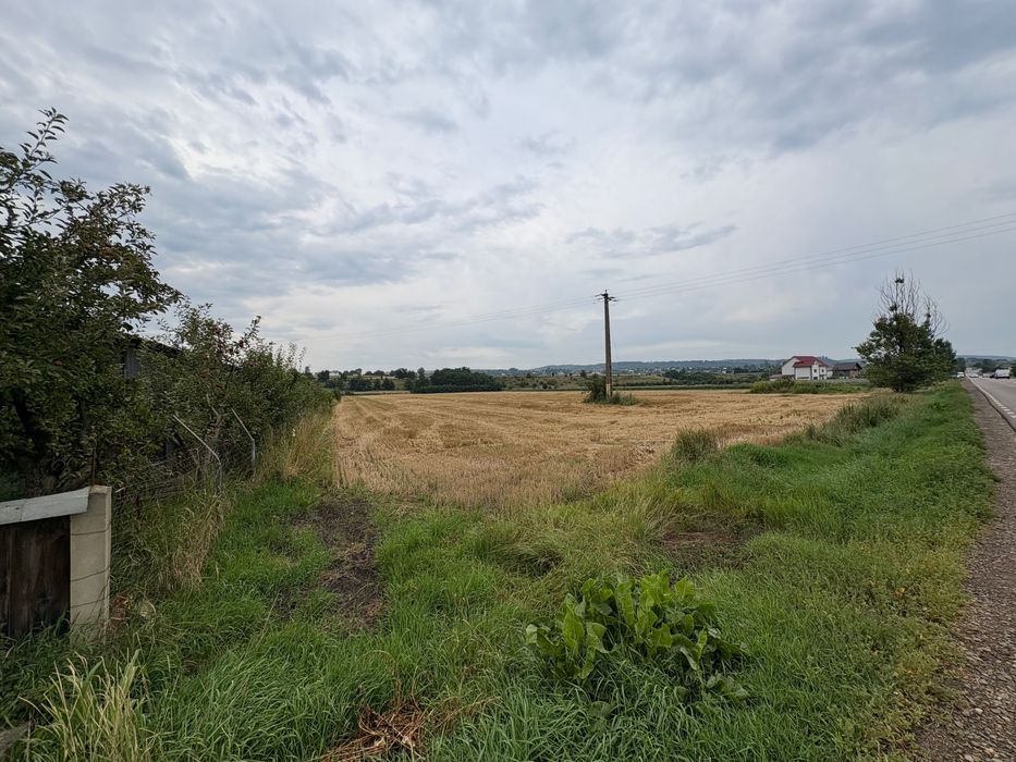 Teren de vanzare 1.5h slobozia dupa linia ferata , si alta pacela 1he