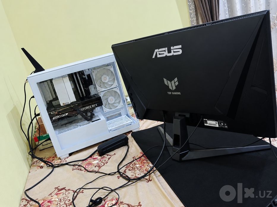Yangi PC sotiladi, umuman ishlatilmagan, pcga hech narsa qilmagan