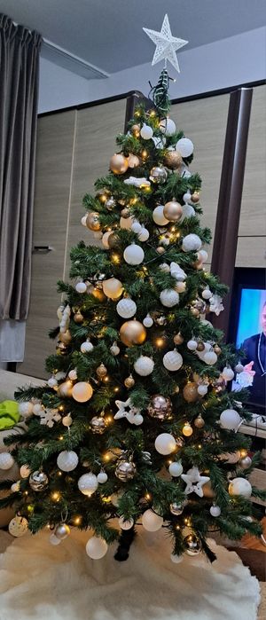 Brad artificial Crăciun