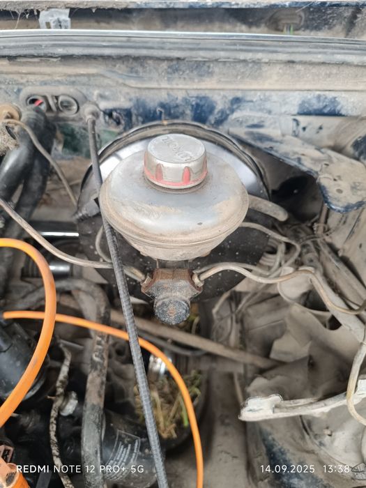 Продам на Ауди 80 б 3