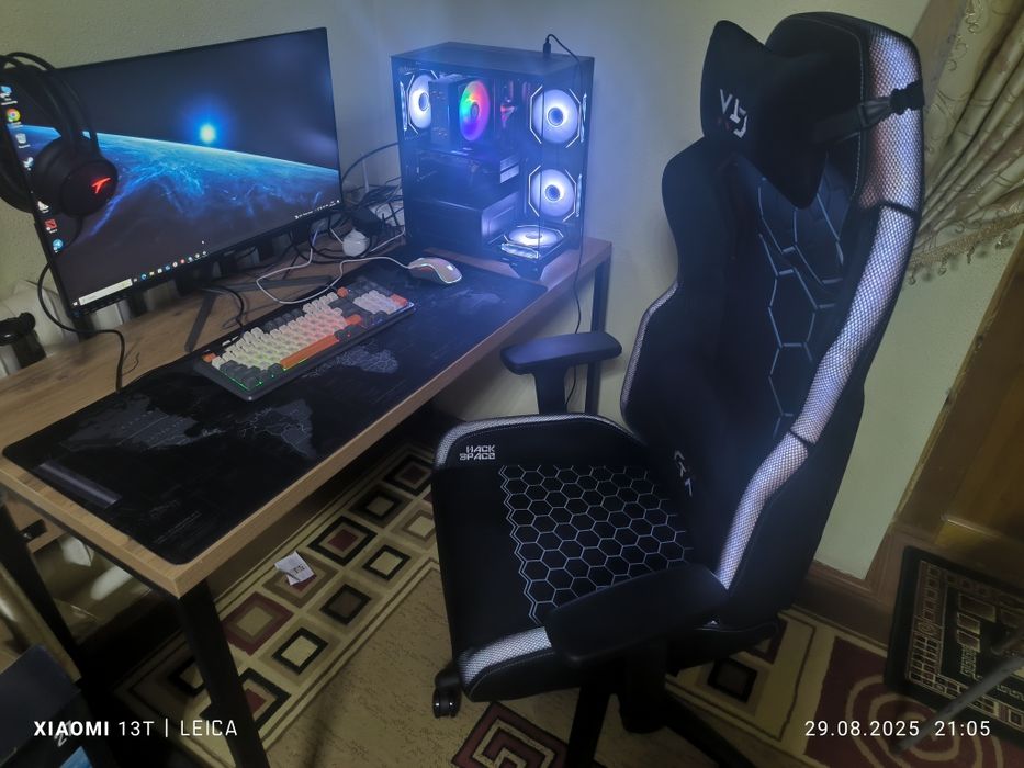 Компютер комплект сотилади  креслоси блан