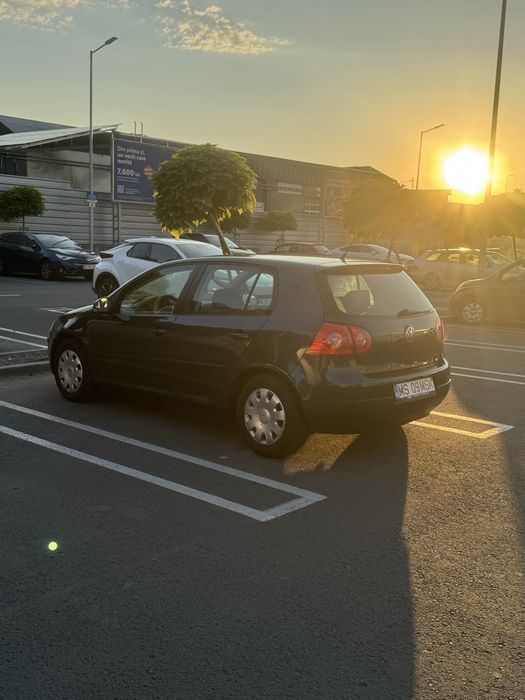 Volkswagen Golf benzină, 2.400 € — imagine 4