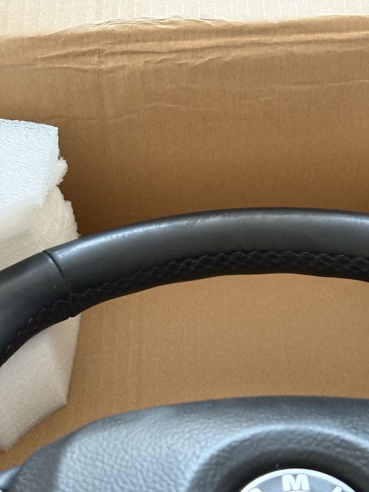 Руль BMW F10 срочно