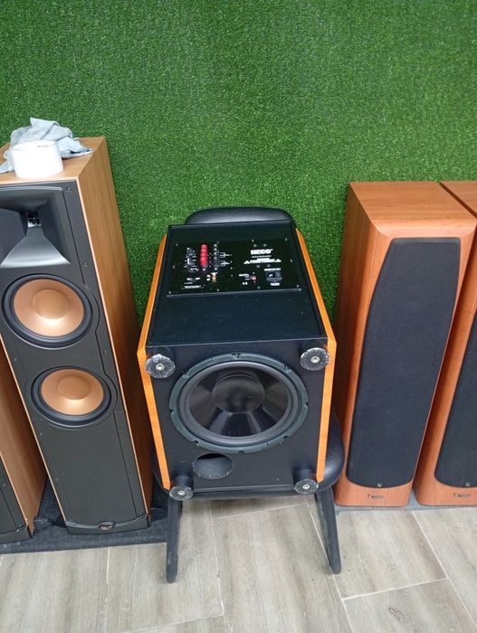 РЕЗЕРВИРАН Активен субуфер HECO Mythos Sub Active 2