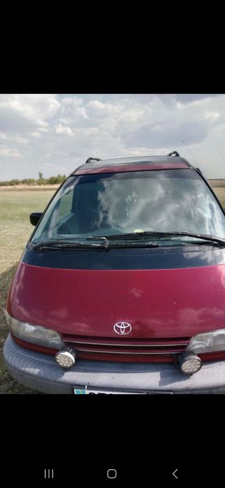 Продам машину Toyota Previa