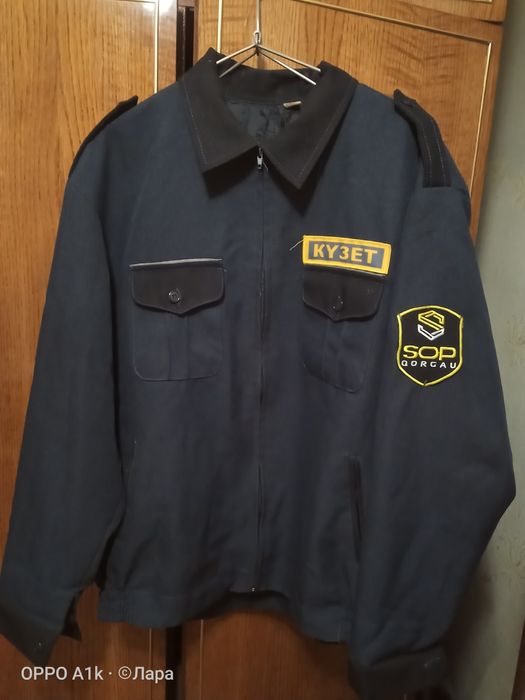 Продам форму охраны костюм.