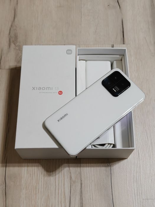 Xiaomi 13 256 gb Ram 12 5G global