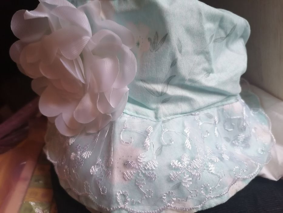 Шляпки/панамки девочке 4-8л новые 2шт