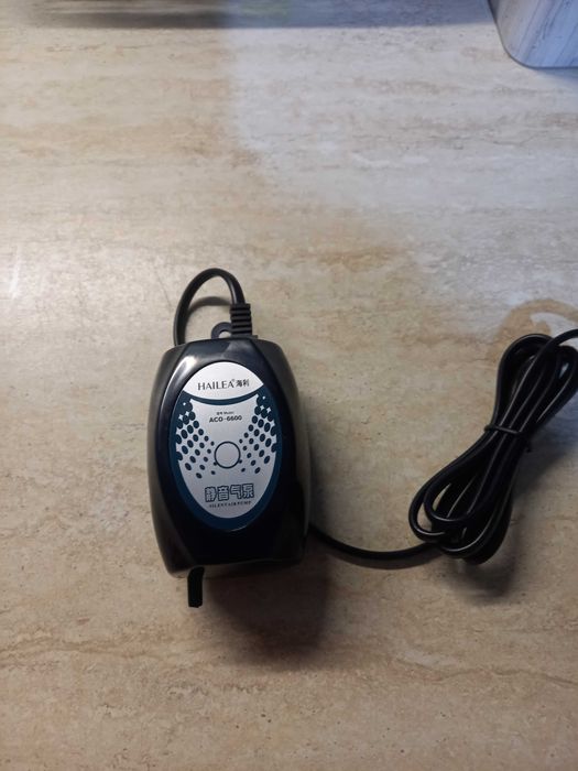 Машинка за Рибки Hailea