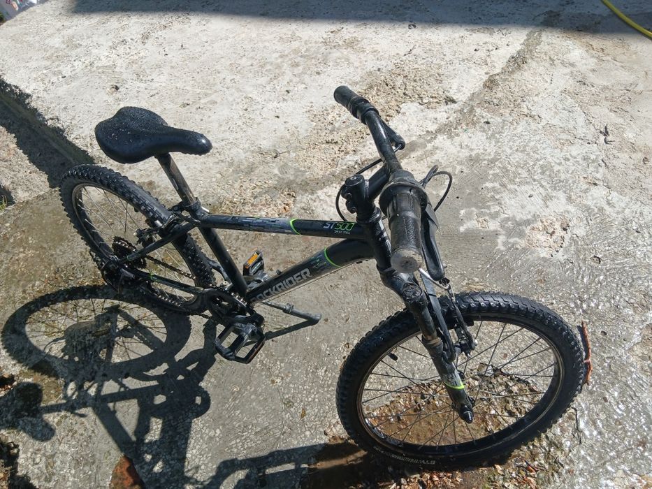 Vand bicicleta pentru copii