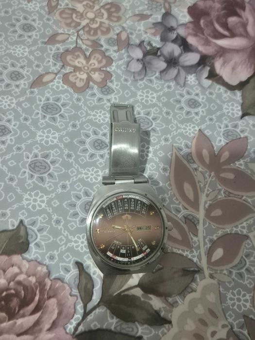 Ceas orient multicalendar