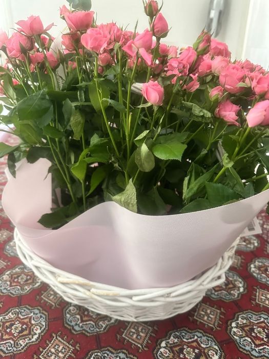продам корзину  цветов