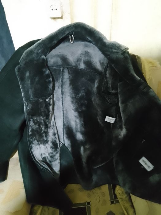 Б/торга.Дубленка54раз-8000тен.Куртка зим48,52,56раз.по-3500тен.Ра