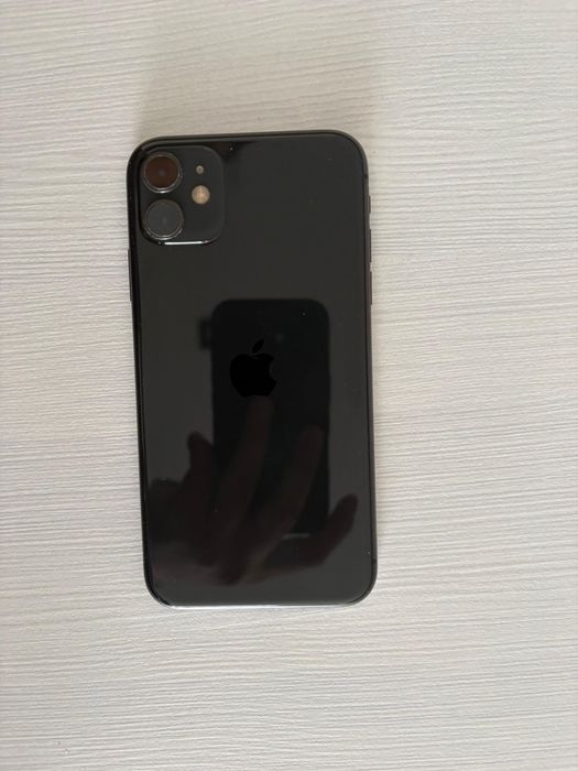 Продам iPhone 11 в отличном состоянии