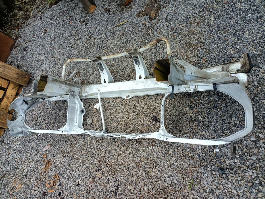 Части за Мерцедес 124