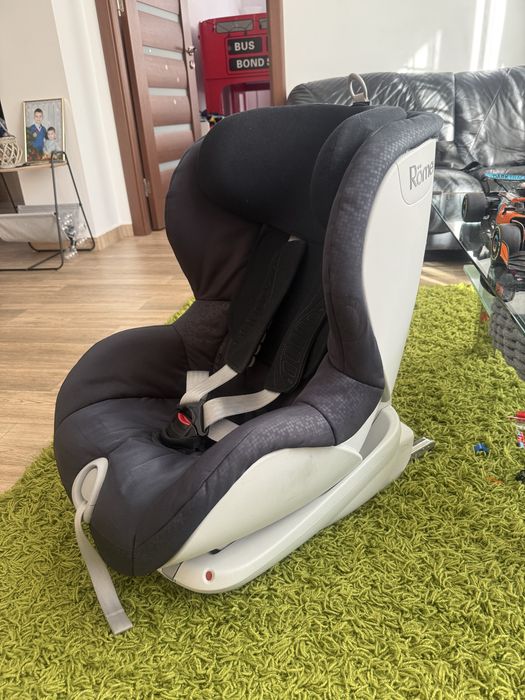 Scaun Auto Britax Romer Trifix2  i-size 9-18kg ISO FIX