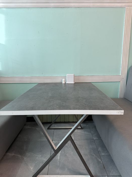 Столы для кафе/ресторанов