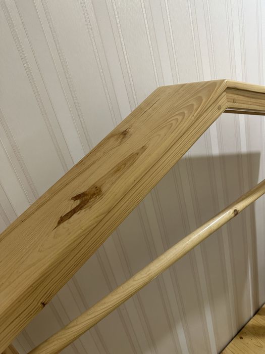 Детская вешалка