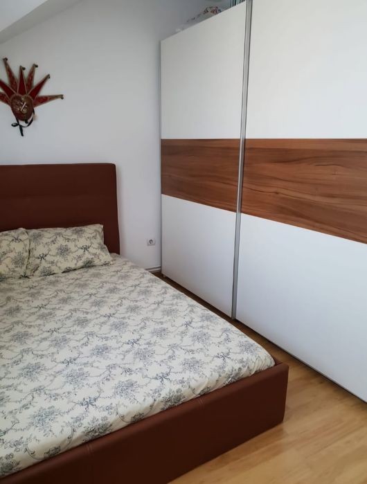 Se vinde apartament tip mansardă