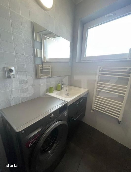 Apartament de vanzare, cu 2 camere, zona semicentral