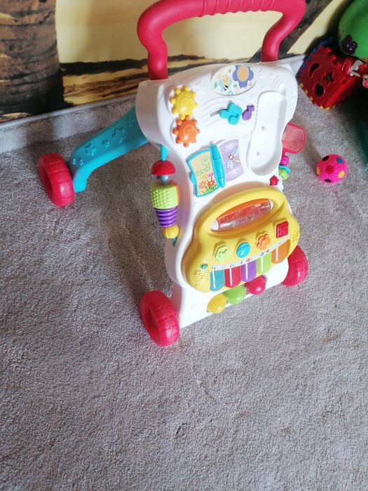 Детски уокър за прохождане