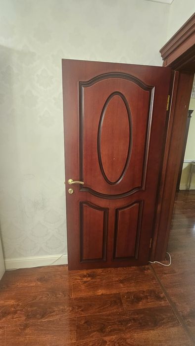 Продам межкомнатные двери