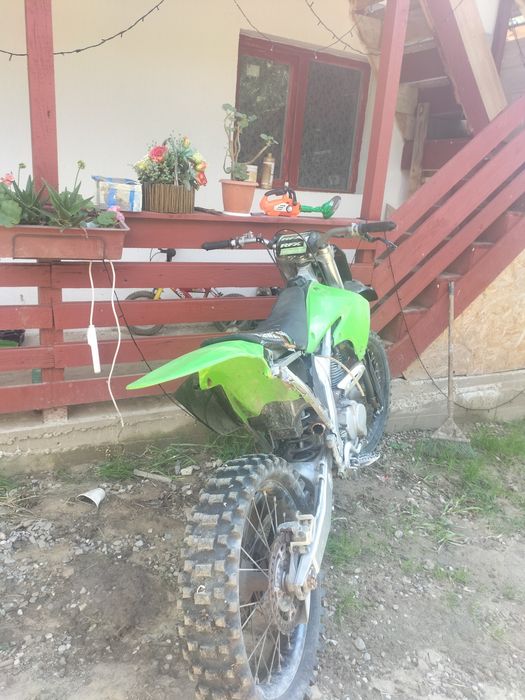 Vand kawasaki cu motor chinezesc