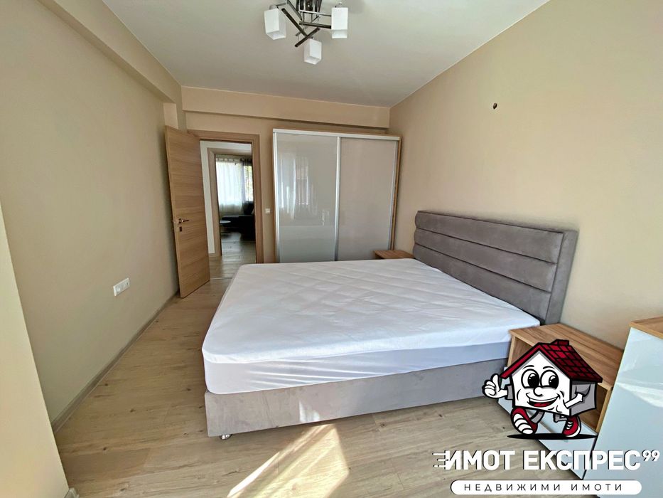 Дава се под наем Тристаен апартамент в Асеновград - 80 кв.м за 510 € - Снимка #1