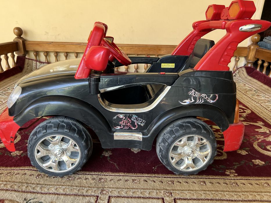 Мошина электр. детский 549 минг сумга сотилади