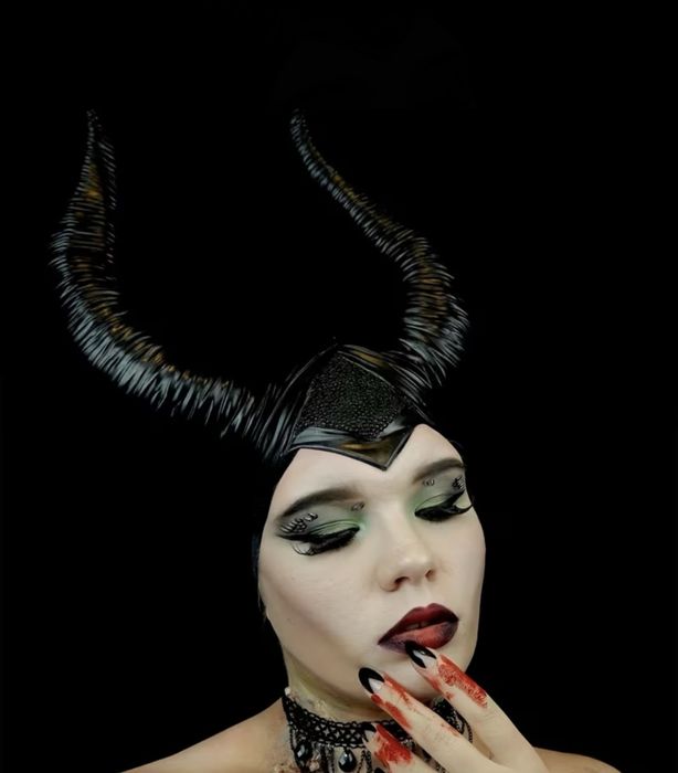 Малефисента рога