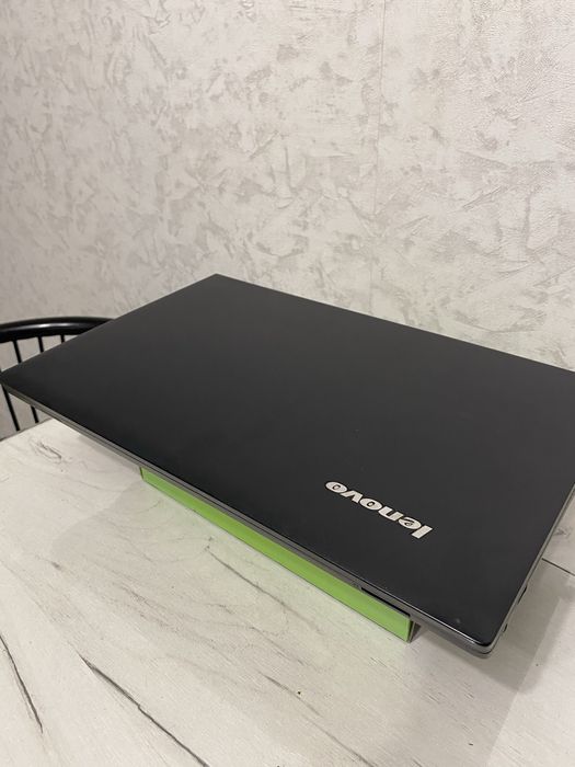 Продам ноутбук Lenovo