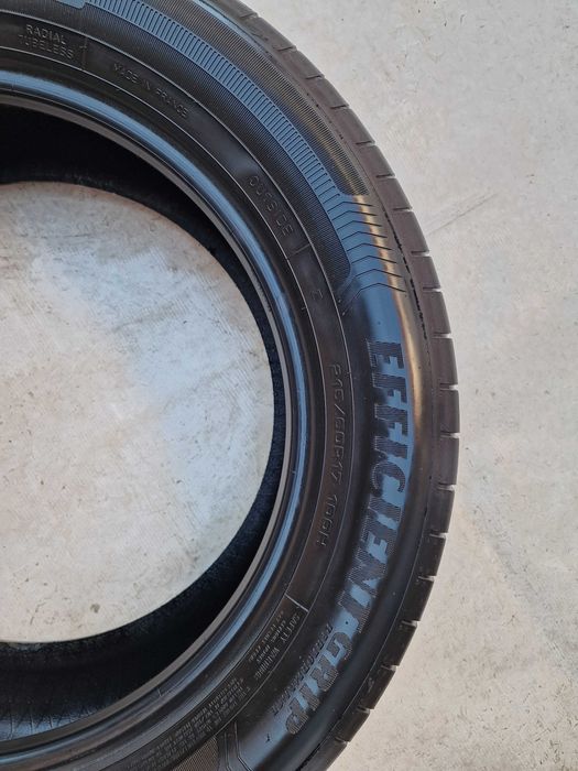 Anvelope 215/60/17 vara GOODYEAR Efficient Grip Performance