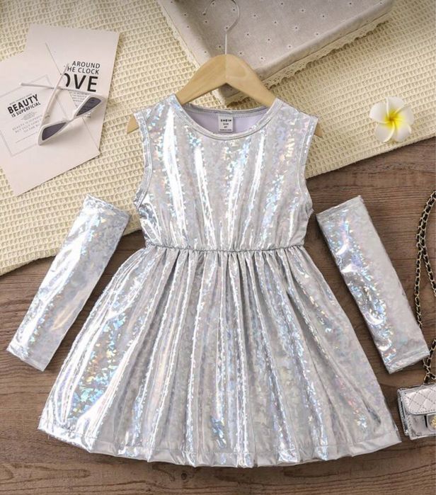 Детски роклички под наем с ръкави/продажба- блестящи, разтегалетни