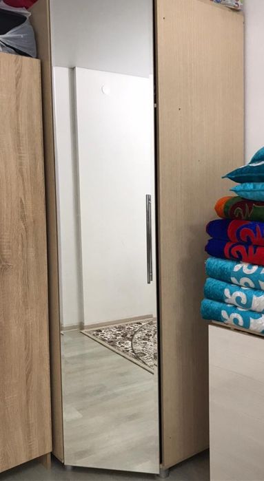 Продам угловой шкаф