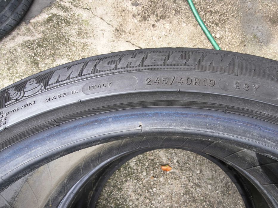 245/40/19 2бр.Michelin Летни гуми