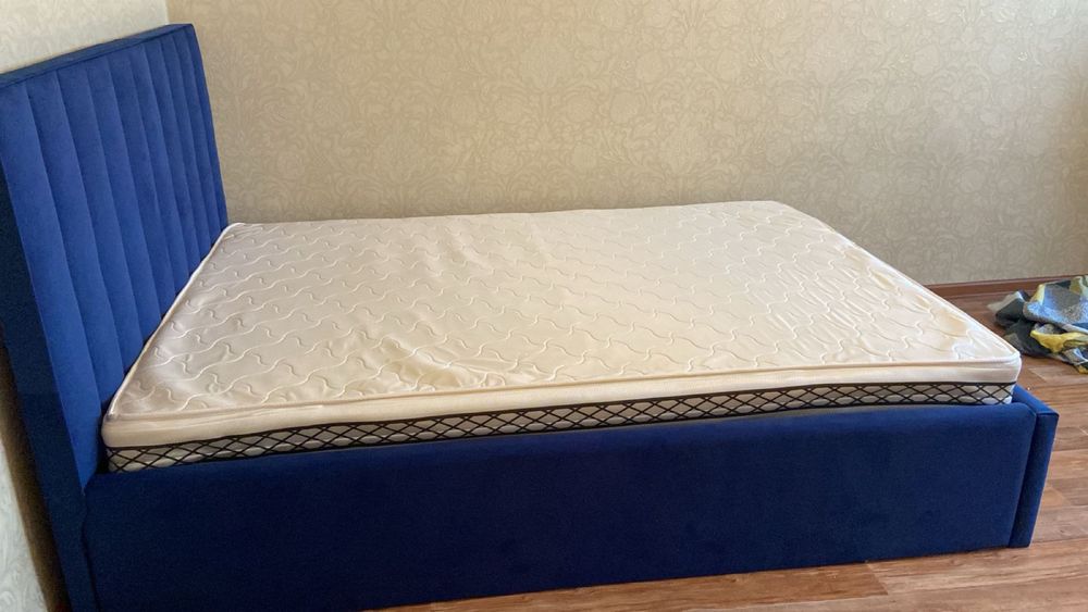 Двухспальная кровать не дорого