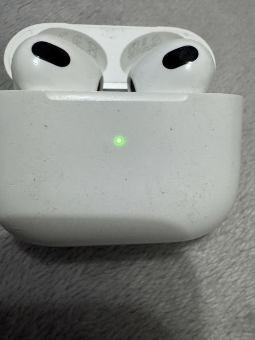 Casti airpiods  3 A2564
