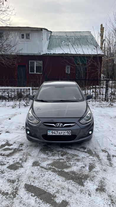 Hyundai Accent 2013