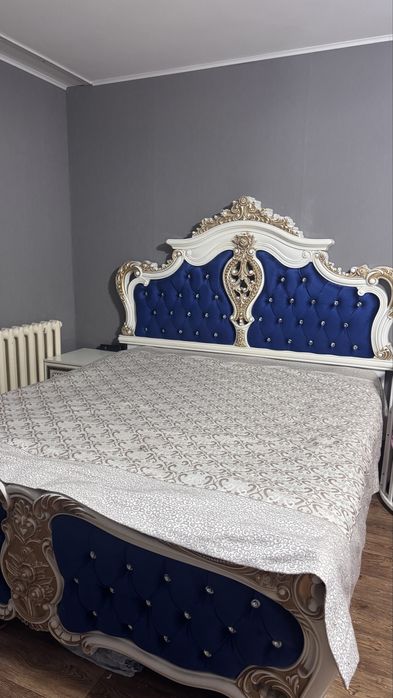 Продам кровать двухспальную