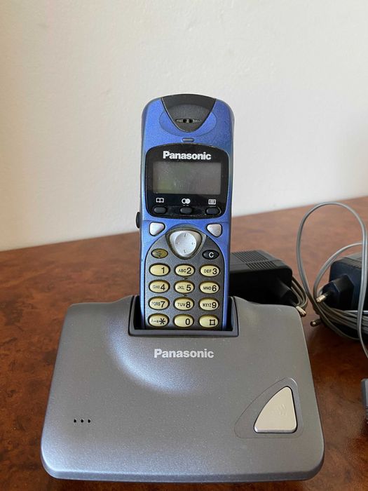 Безжични DECT телефони