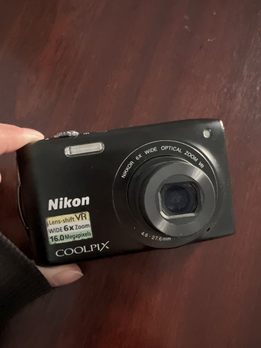 Nikon COOLPIX S3300