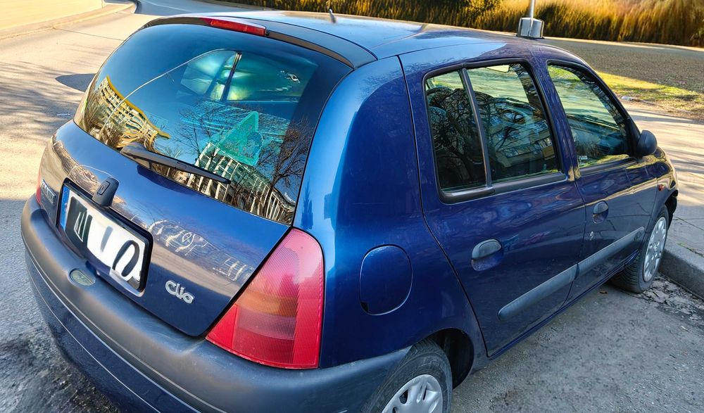 RenaRenault Clio 1.2 бензин, икономичен, обслужван, идеален за градско