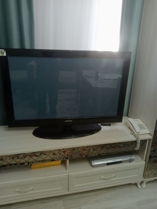 Продам телевизор