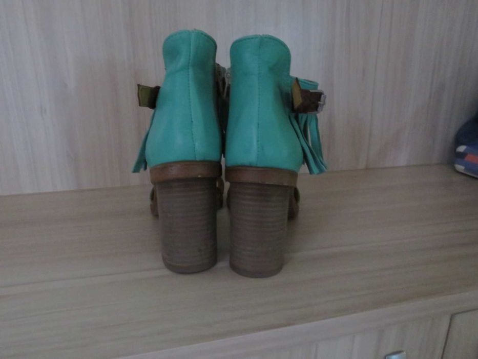 Зелени дамски обувки