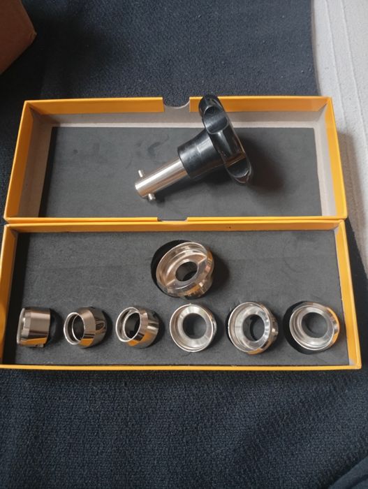 Комплект за отваряне на часовници