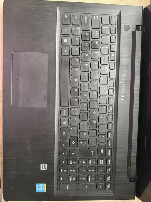 Laptop vechi pentru piese
