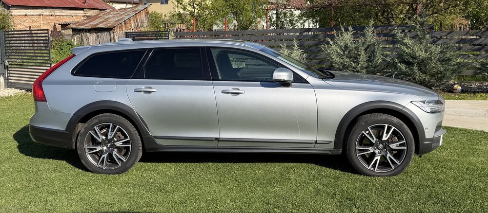 Volvo V90 Cross Country D4 4x4