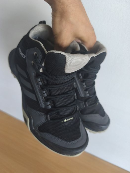 Adidas Terrex Goretex 38 (24cm) impecabile