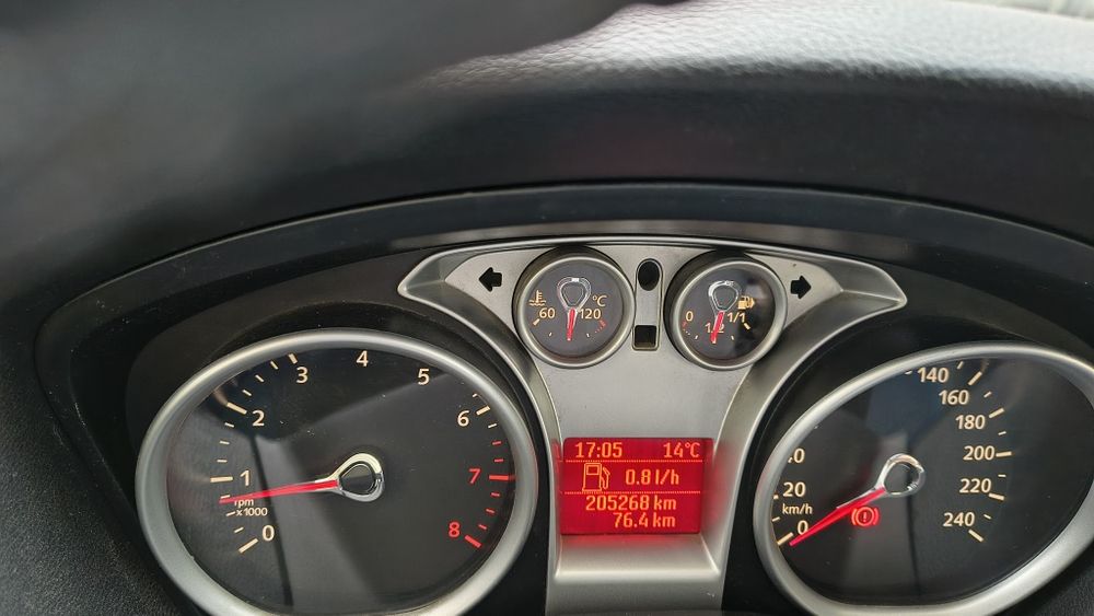 FORD Focus 2008 — imagine 5